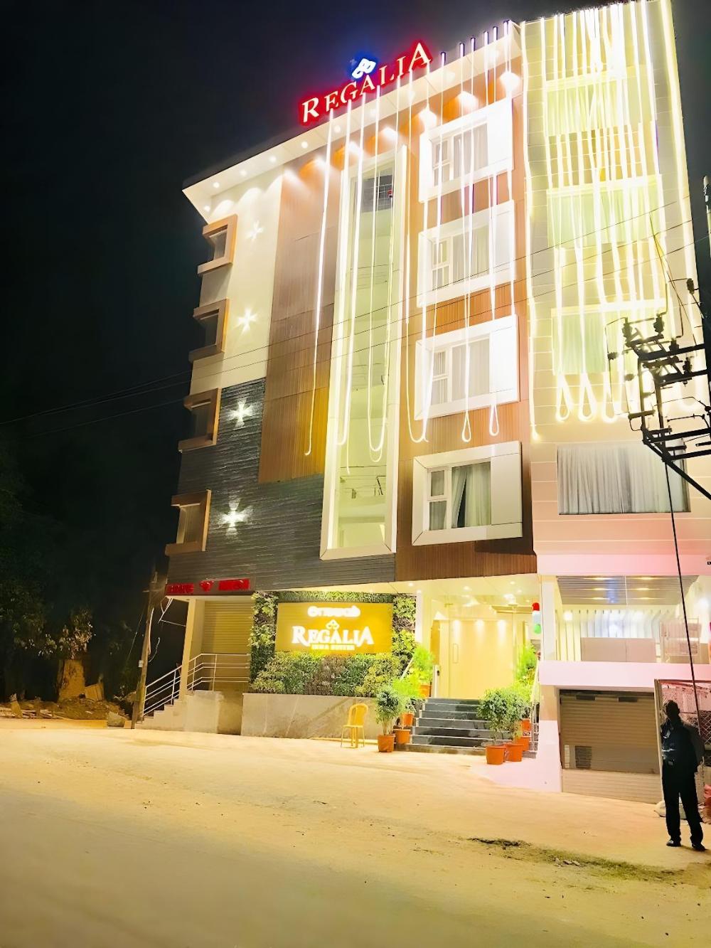 regalia inn and suites