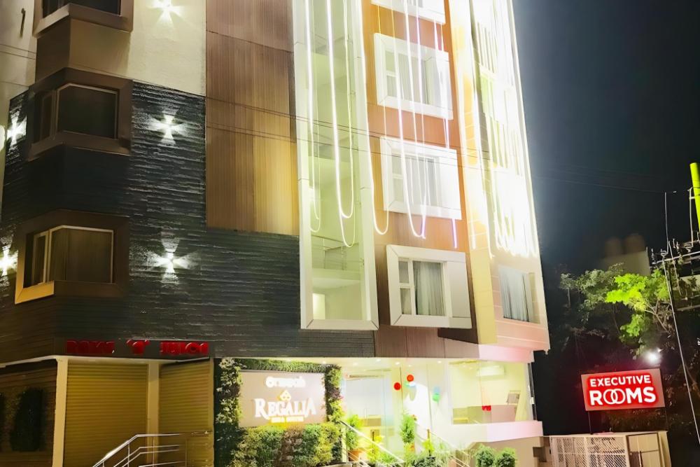 regalia inn and suites