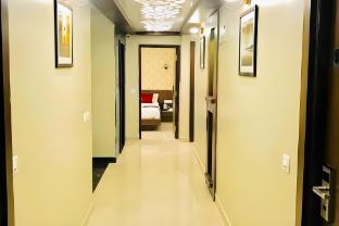 regalia inn and suites