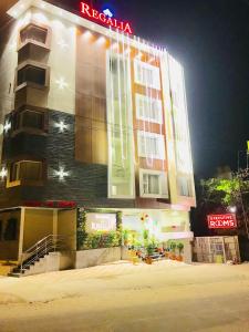 regalia inn and suites