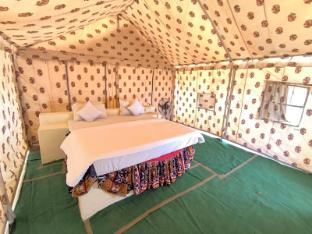 jaisalmer desert resort