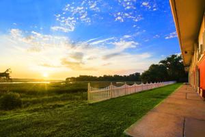 Howard Johnson By Wyndham Beaufort/Parris Island,Beaufort County>>Beaufort,2 star