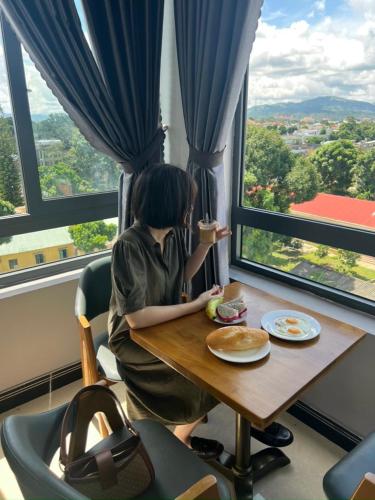 thanh thu 1 hotel