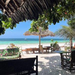 sipano beach lodge