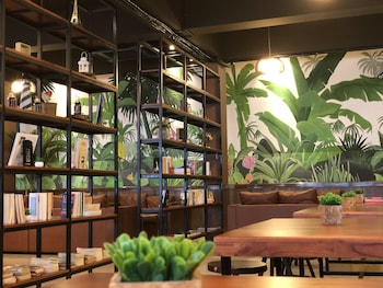 phung hung boutique hotel