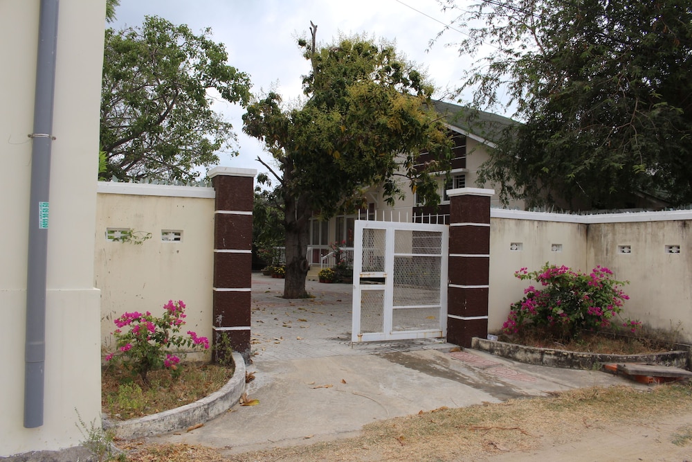 friends homestay hostel