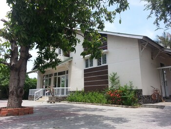 friends homestay hostel