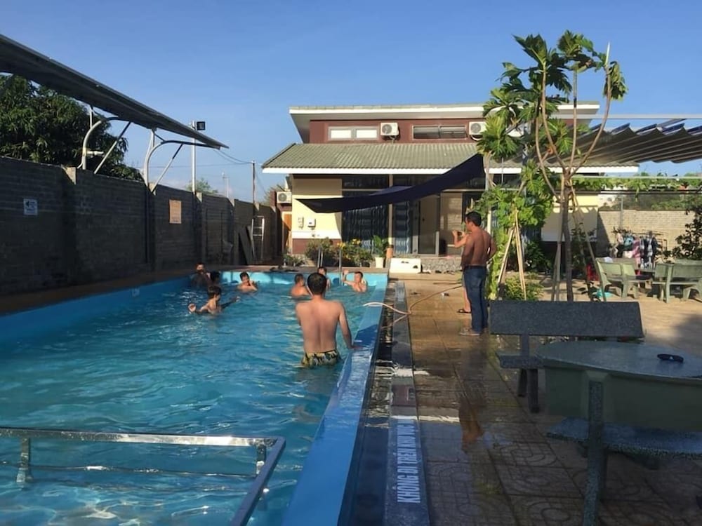 friends homestay hostel