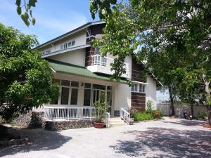 friends homestay hostel