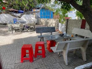 friends homestay hostel