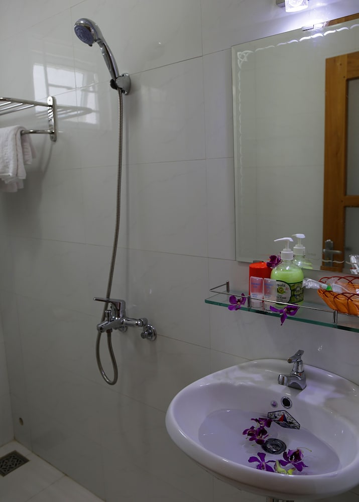 danang beach 2 hotel