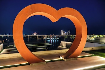 royal central hotel and resort