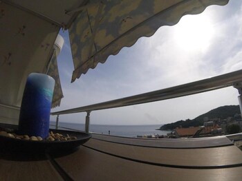 himare
