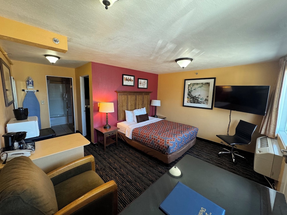 the royal victorian motel