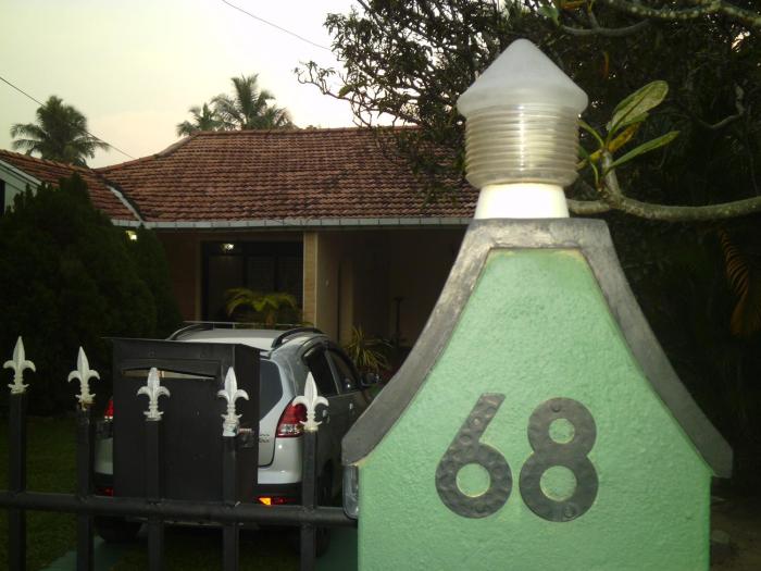 mamas villa by taprobane hostel