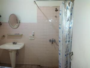 mamas villa by taprobane hostel