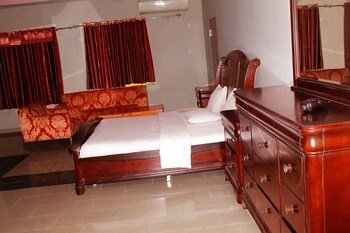 garden city marriott hotel