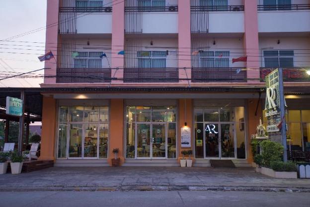 aura residence