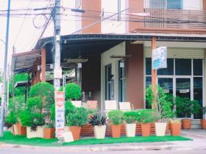 aura residence