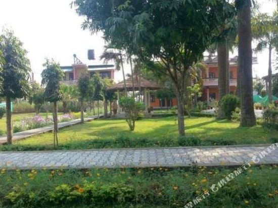 royal tiger luxury resort