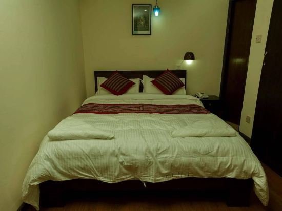 royal tiger luxury resort