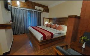 royal tiger luxury resort