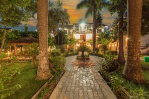 royal tiger luxury resort