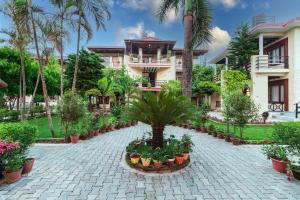 royal tiger luxury resort