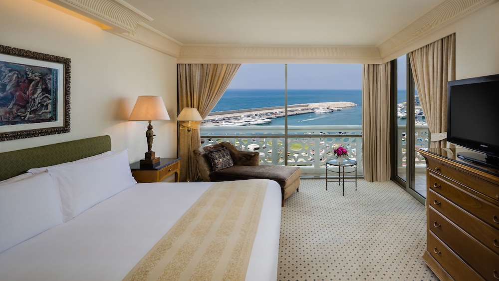 intercontinental phoenicia beirut by ihg