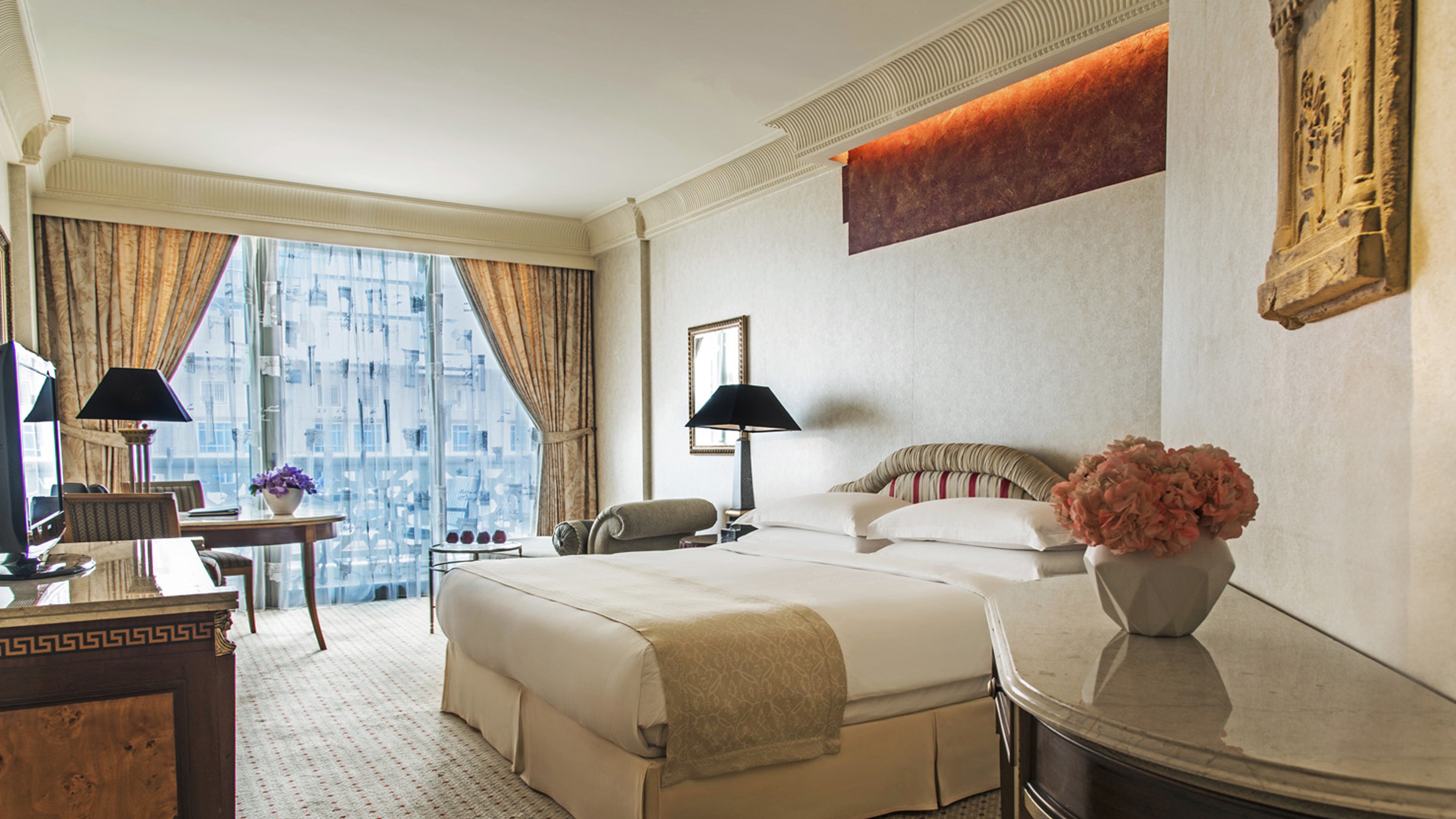 intercontinental phoenicia beirut by ihg