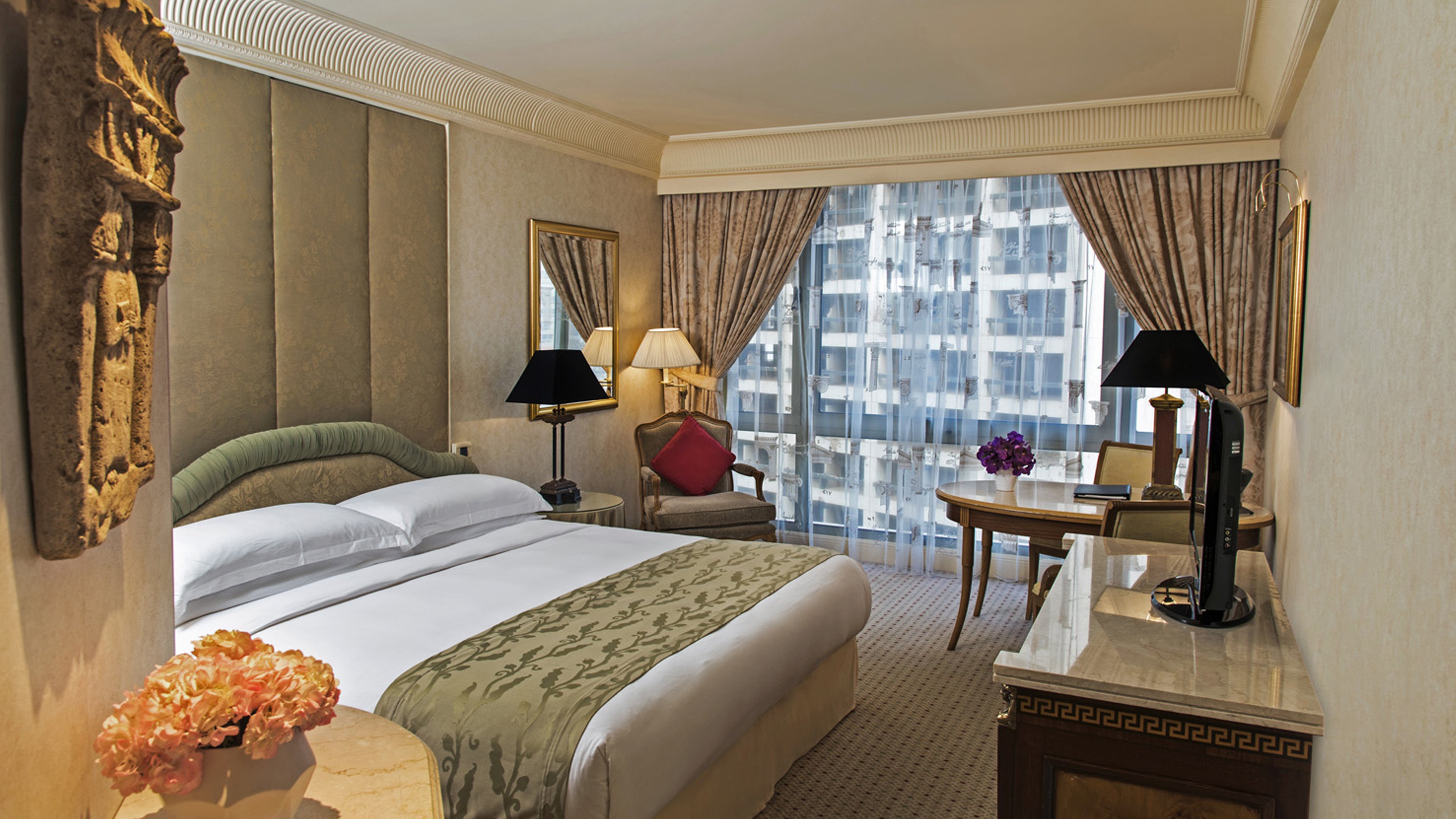 intercontinental phoenicia beirut by ihg