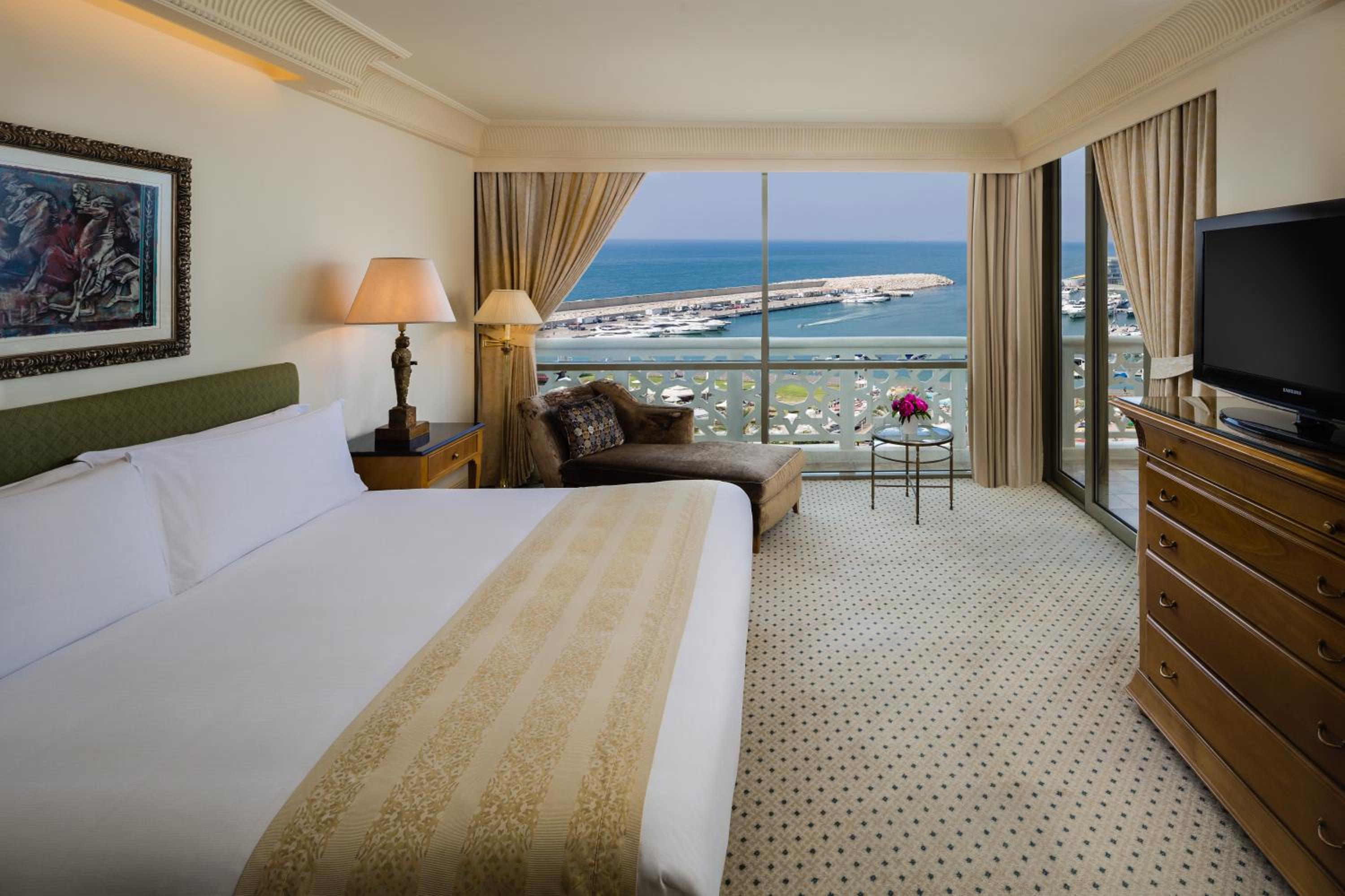 intercontinental phoenicia beirut by ihg