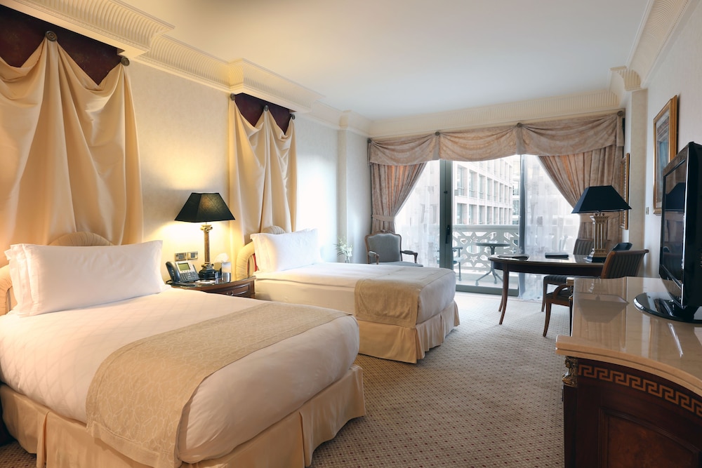 intercontinental phoenicia beirut by ihg