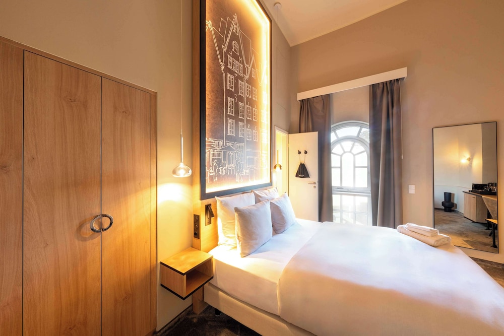 wasserturm hotel cologne curio collection by hilton