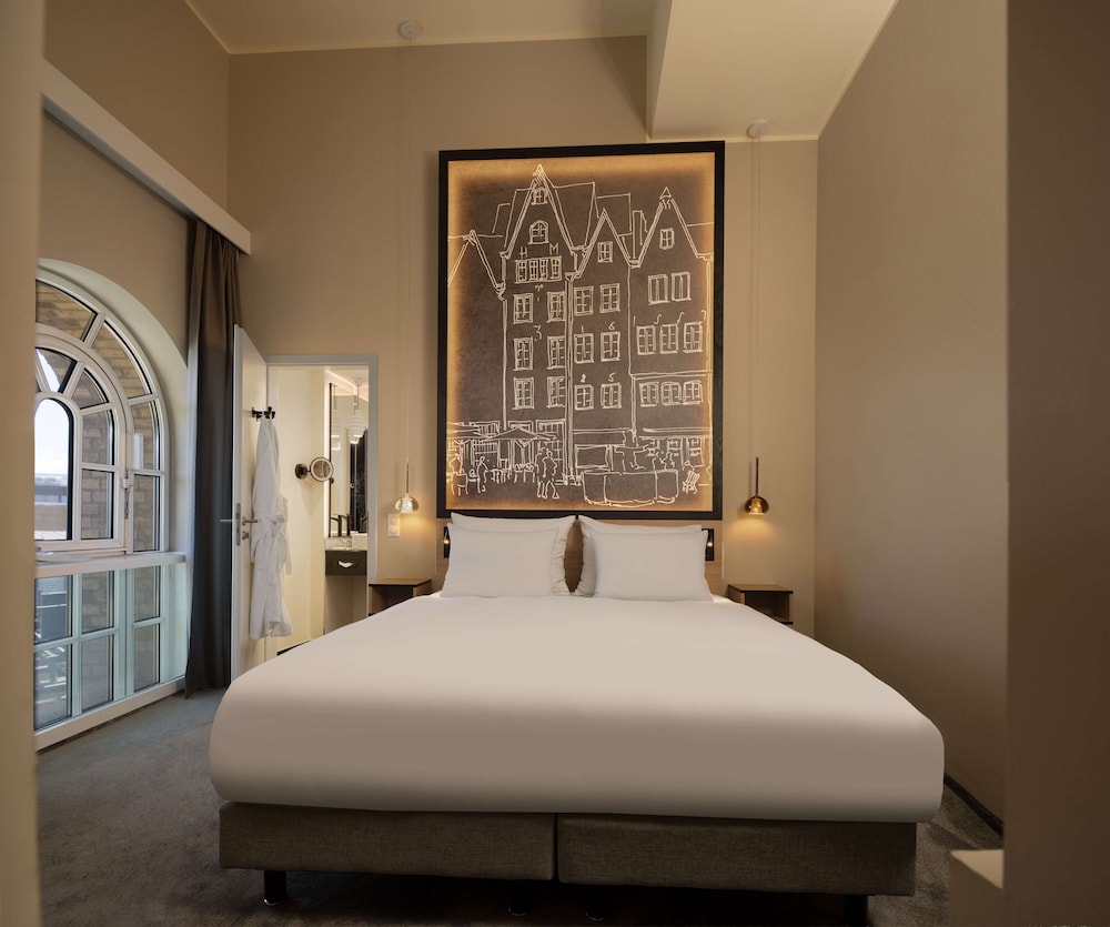 wasserturm hotel cologne curio collection by hilton