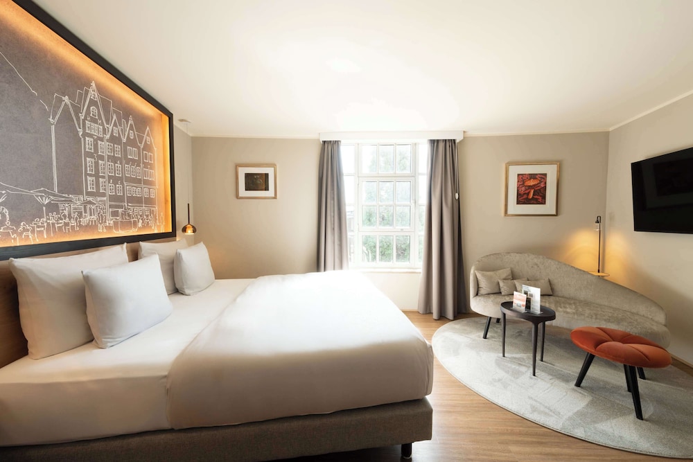 wasserturm hotel cologne curio collection by hilton