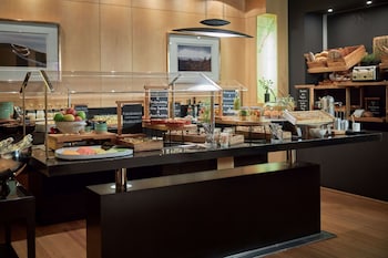 wasserturm hotel cologne curio collection by hilton