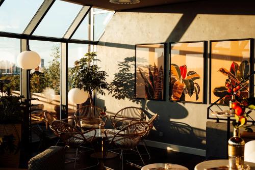 wasserturm hotel cologne curio collection by hilton