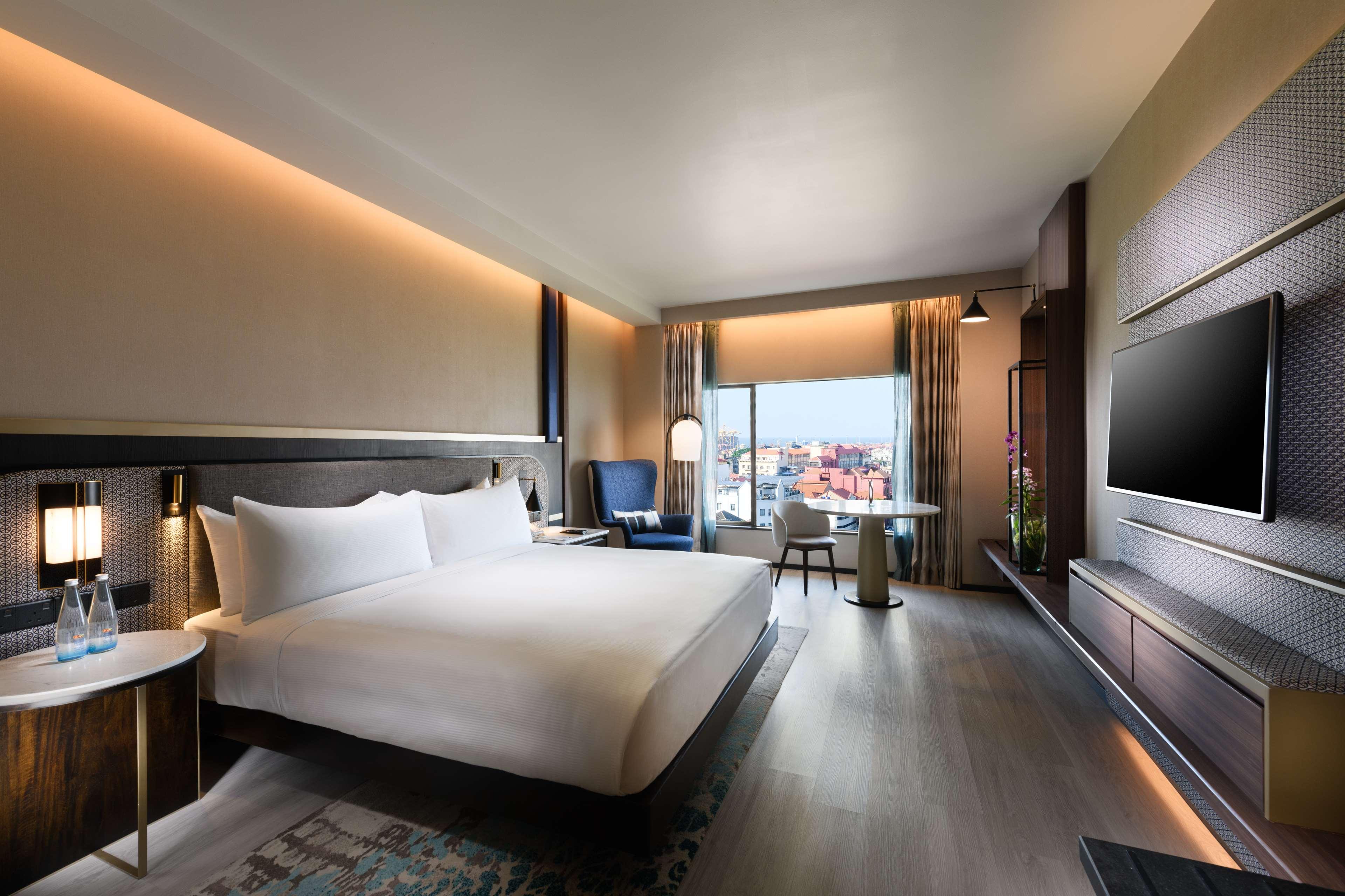 hilton colombo