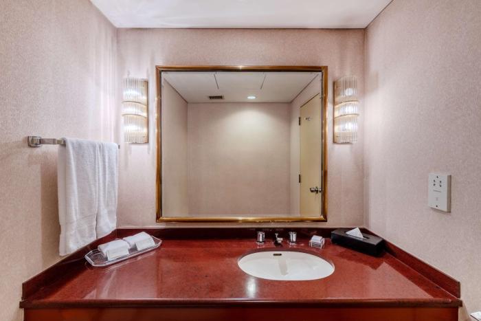 hilton colombo