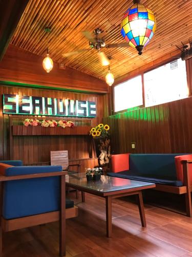 seahouse bali indah beach inn
