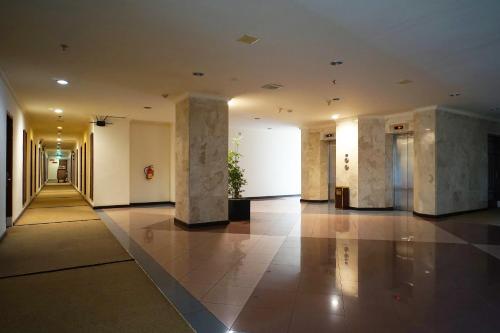 adika hotel bahtera