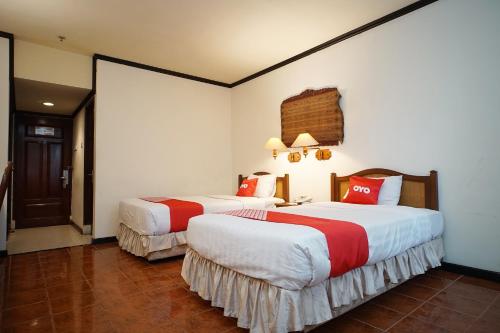 adika hotel bahtera