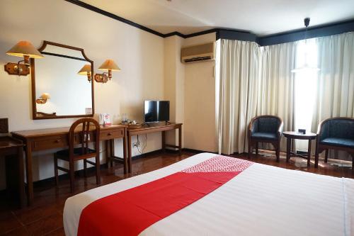 adika hotel bahtera