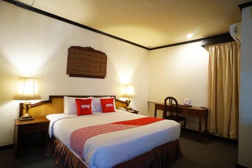 adika hotel bahtera