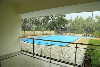 Travancore Island Resort,Thiruvananthapuram>>Kovalam,3 star