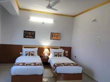 the bodhgaya hotel school