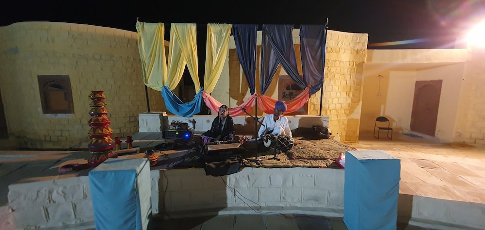 sandside desert resort