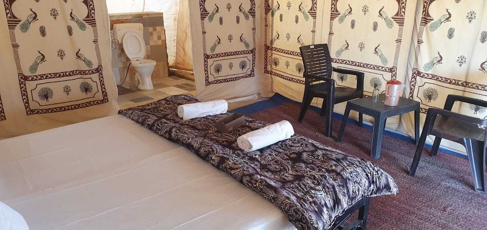 sandside desert resort