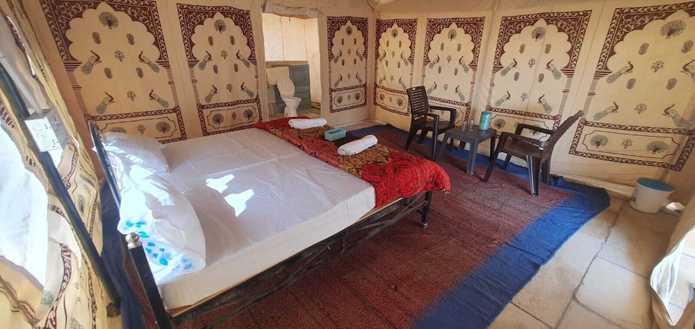 sandside desert resort